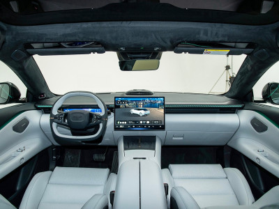 Lynk&Co Z10 Фото №8